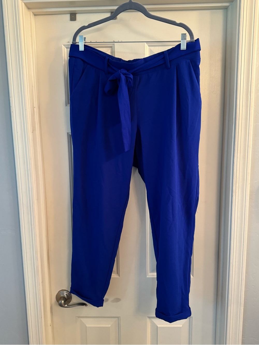 EUC TORRID High Waist Straight Leg Cropped Pants